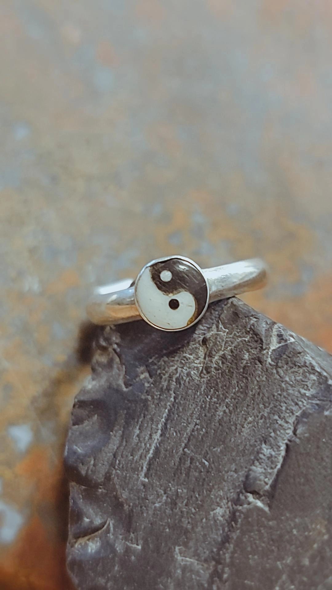 Ying Yang Rings