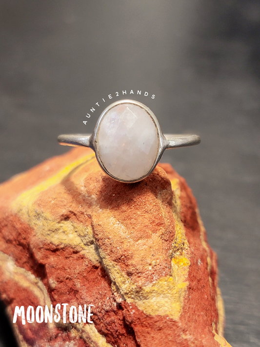 Moonstone Rings: Sterling Silver Ring