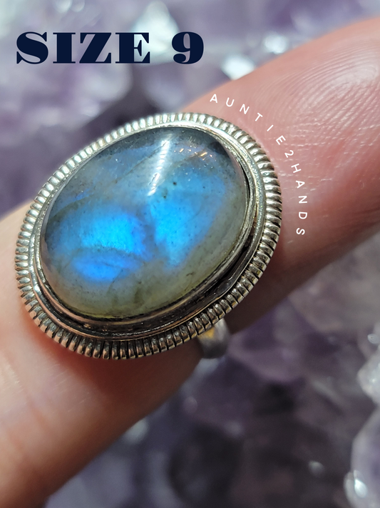 Goddess Gear: Labradorite Sterling Silver Ring